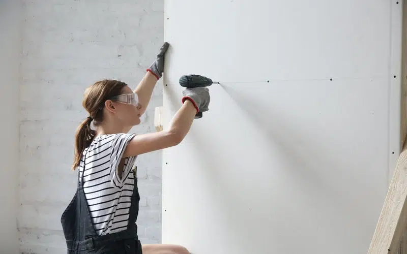 Plaster wall 2