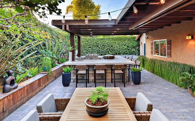 Outdoor Landscaping