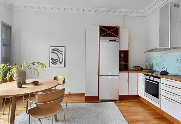 Kitchen - The Lakes Luxury Villa Remodeling