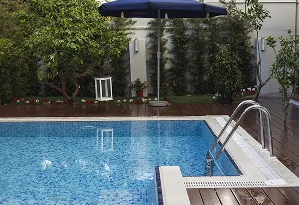Pool -The Lakes Luxury Villa Remodeling
